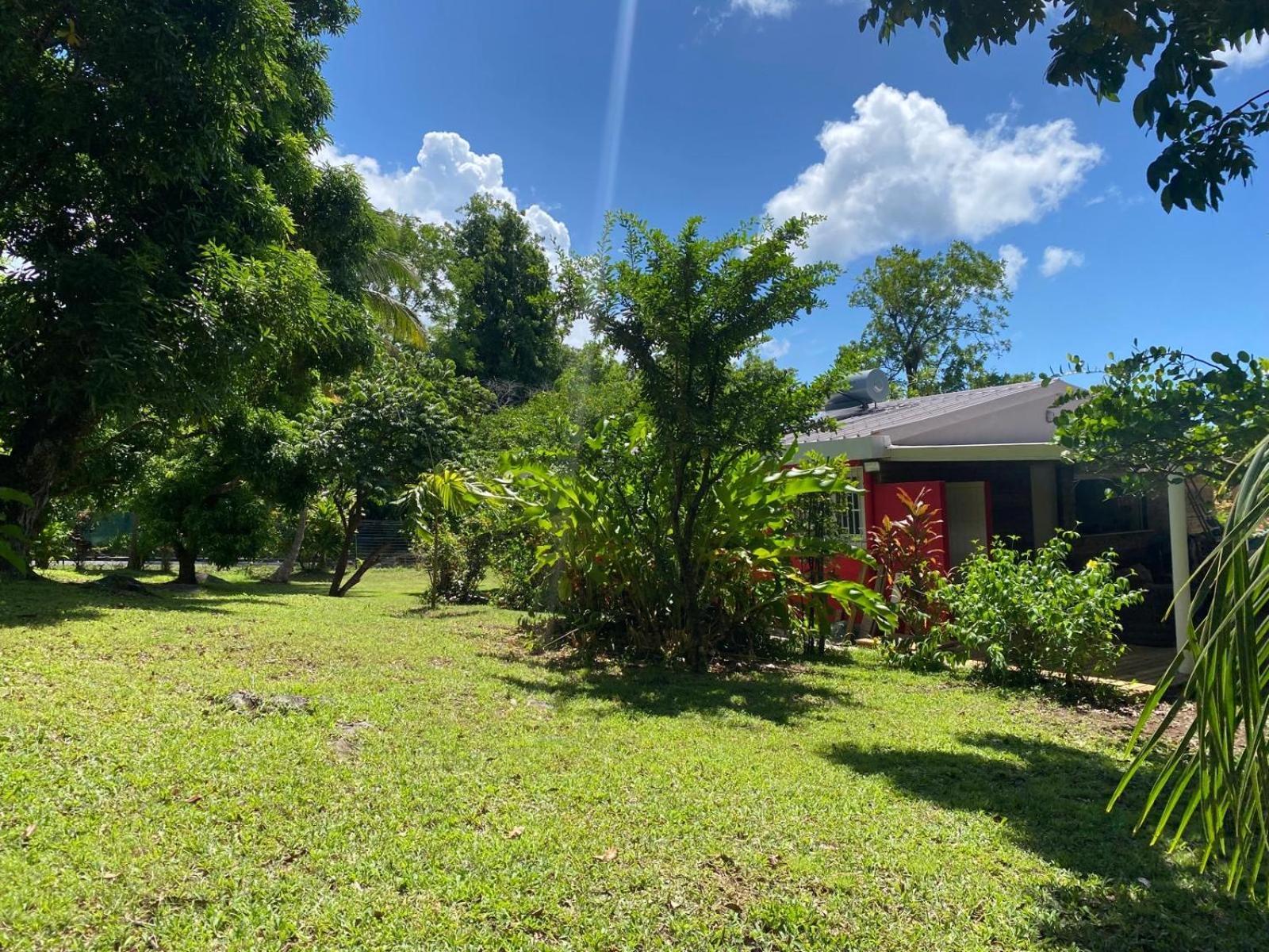 Villa Coco Caraibes Deshaies Exterior photo